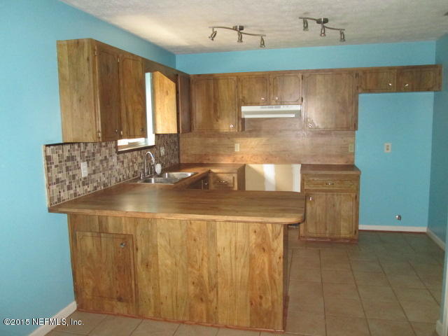 1065 Rene Court Orange Park, FL 32065 - Photo 5 of 15 Kitchen