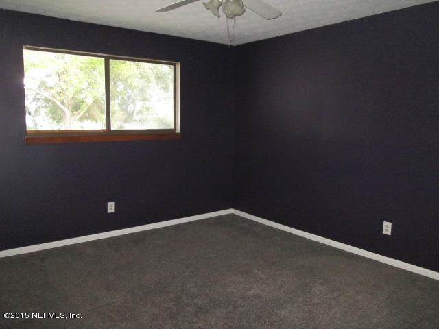 1065 Rene Court Orange Park, FL 32065 - Photo 7 of 15 Master bedroom