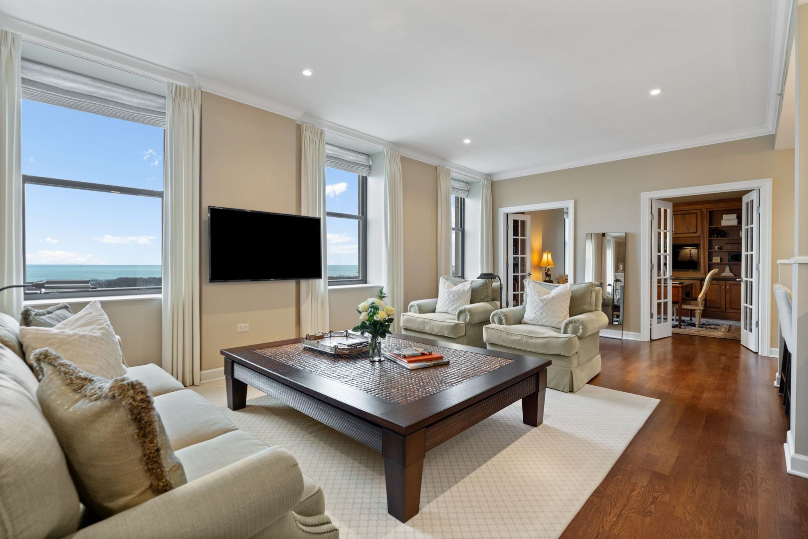 310 South Michigan Avenue, Unit 1100 Chicago, IL 60604 - Photo 2 of 44