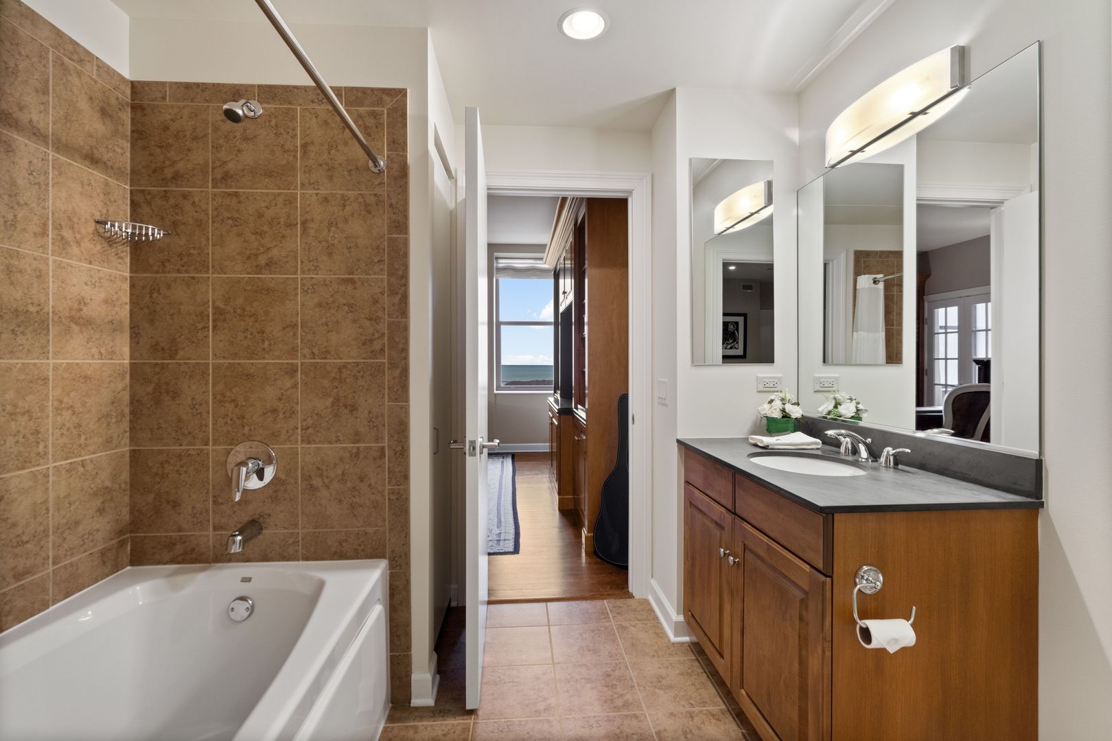 310 South Michigan Avenue, Unit 1100 Chicago, IL 60604 - Photo 25 of 44