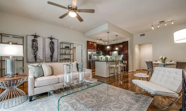$2,170 | 500 Crawford Street, Unit 501, Houston, TX 77002
