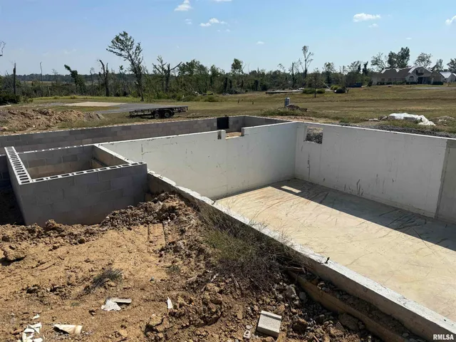 $85,000 | 12901 Leslie Court, Marion, IL 62959