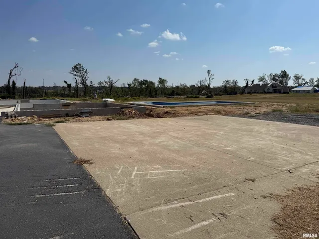 $85,000 | 12901 Leslie Court, Marion, IL 62959