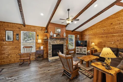 $799,000 | 330 Rainbow Circle, Townsend, TN 37882