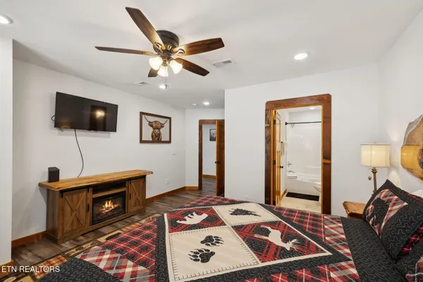 $799,000 | 330 Rainbow Circle, Townsend, TN 37882
