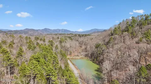 $799,000 | 330 Rainbow Circle, Townsend, TN 37882