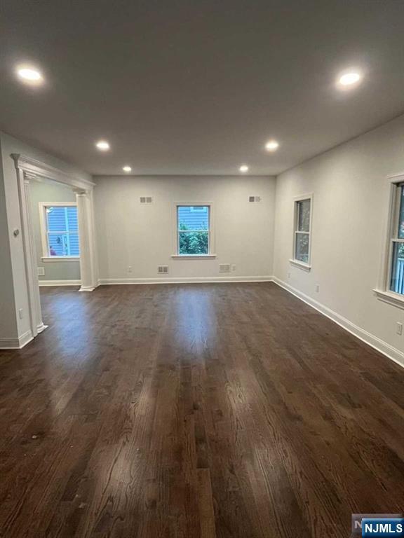321 Spring Avenue Ridgewood, NJ 07450 - Photo 2 of 17