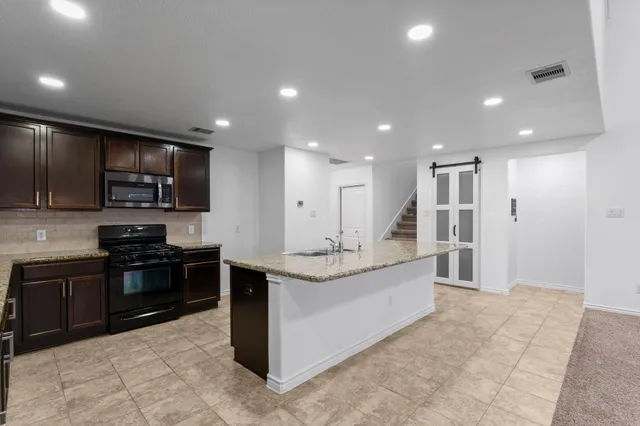 $3,000 | 18002 Sonora Brook Lane, Richmond, TX 77407