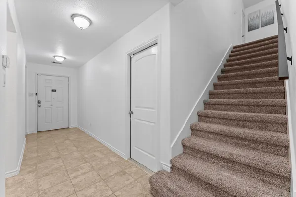 $2,700 | 18002 Sonora Brook Lane, Richmond, TX 77407