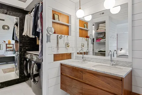 $1,400,000 | 2522 North Springfield Avenue, Chicago, IL 60647