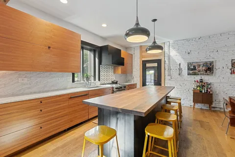 $1,400,000 | 2522 North Springfield Avenue, Chicago, IL 60647