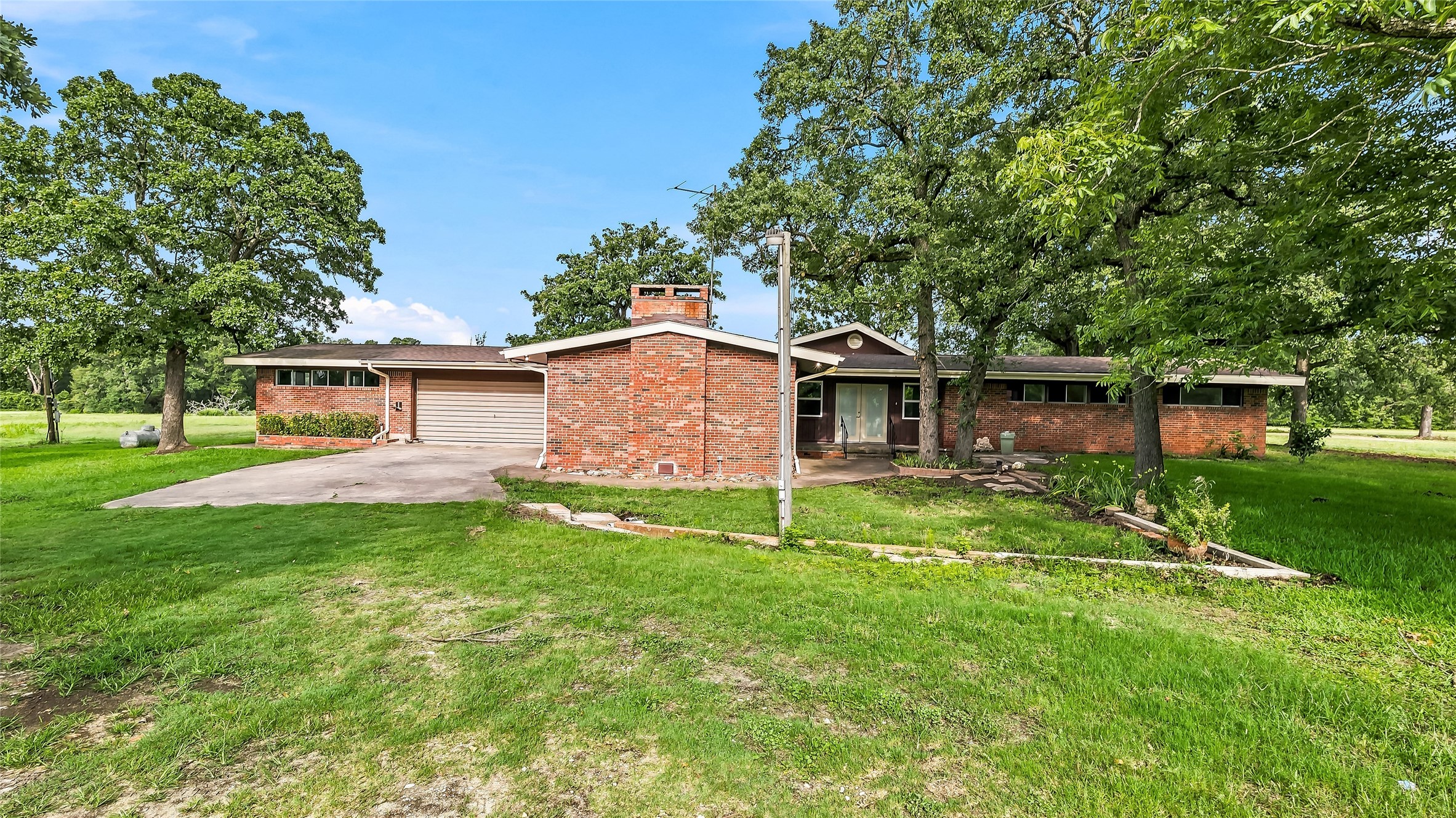 16121 Fm 2620 Road Bedias, TX 77831 - Photo 5 of 42