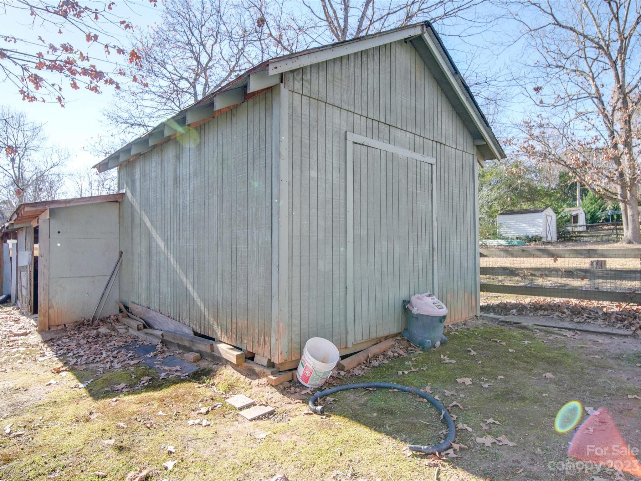 8009 Lighthouse Way Indian Trail, NC 28079 - Photo 26 of 26 a backyard of a house