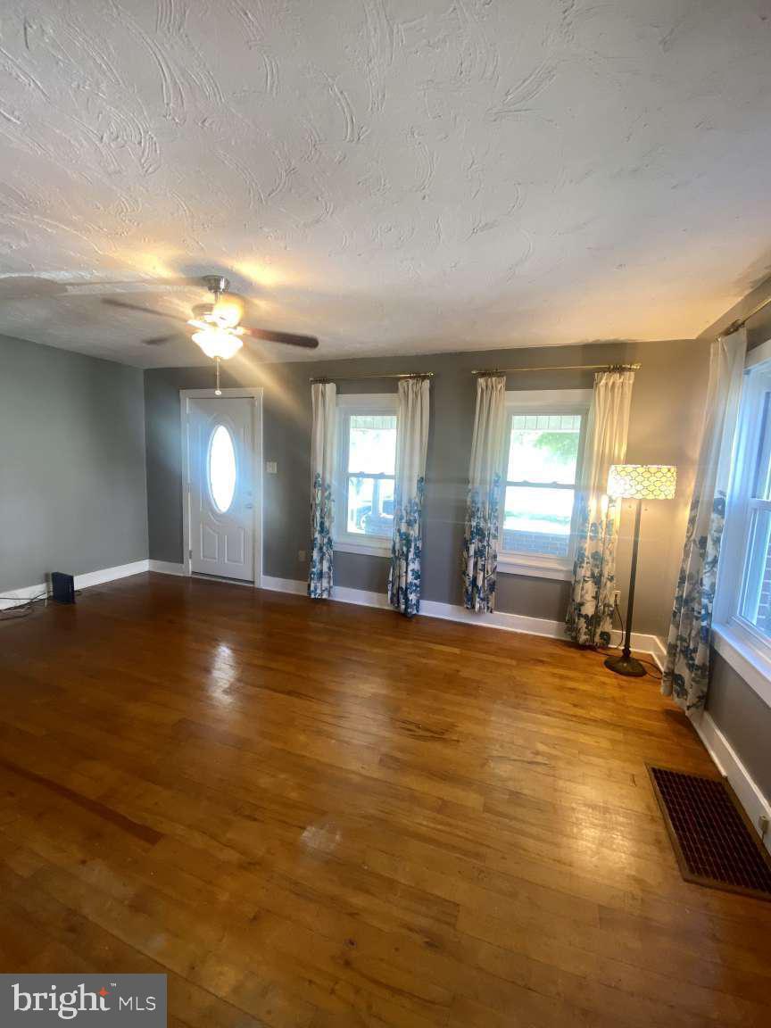 2058 West Trindle Road Carlisle, PA 17013 - Photo 6 of 21 Gallery Image 6
