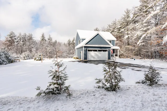 $599,900 | 603 Upper Guinea Road, Lebanon, ME 04027
