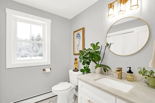 $599,900 | 603 Upper Guinea Road, Lebanon, ME 04027