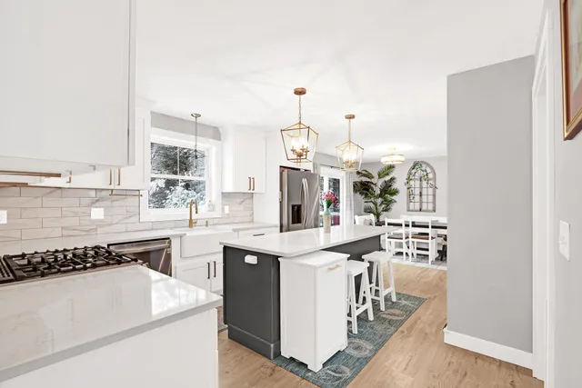 $599,900 | 603 Upper Guinea Road, Lebanon, ME 04027