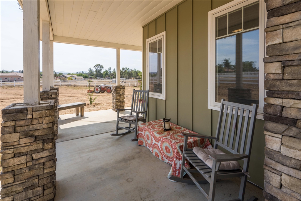 1134 Heritage Ranch Road Ramona, CA 92065 - Photo 4 of 25