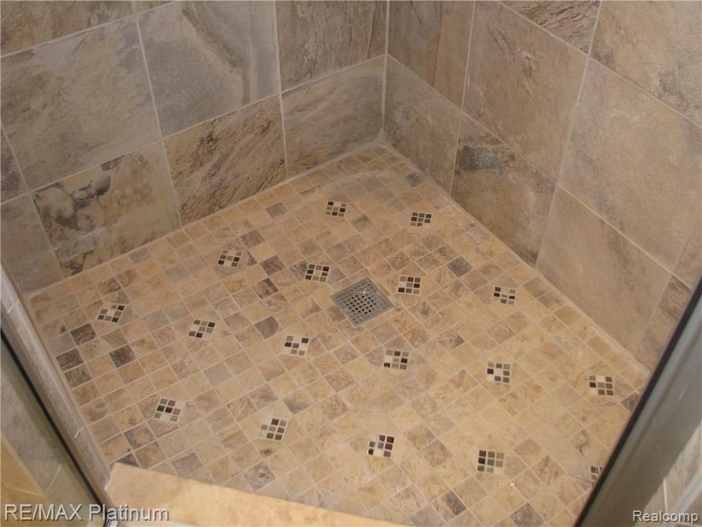 237 South Baldwin Road Oxford, MI 48371 - Photo 19 of 46 IMG_4444.JPG
