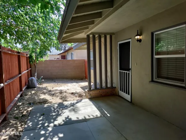 $1,950 | 1145 West Jackman Street, Lancaster, CA 93534