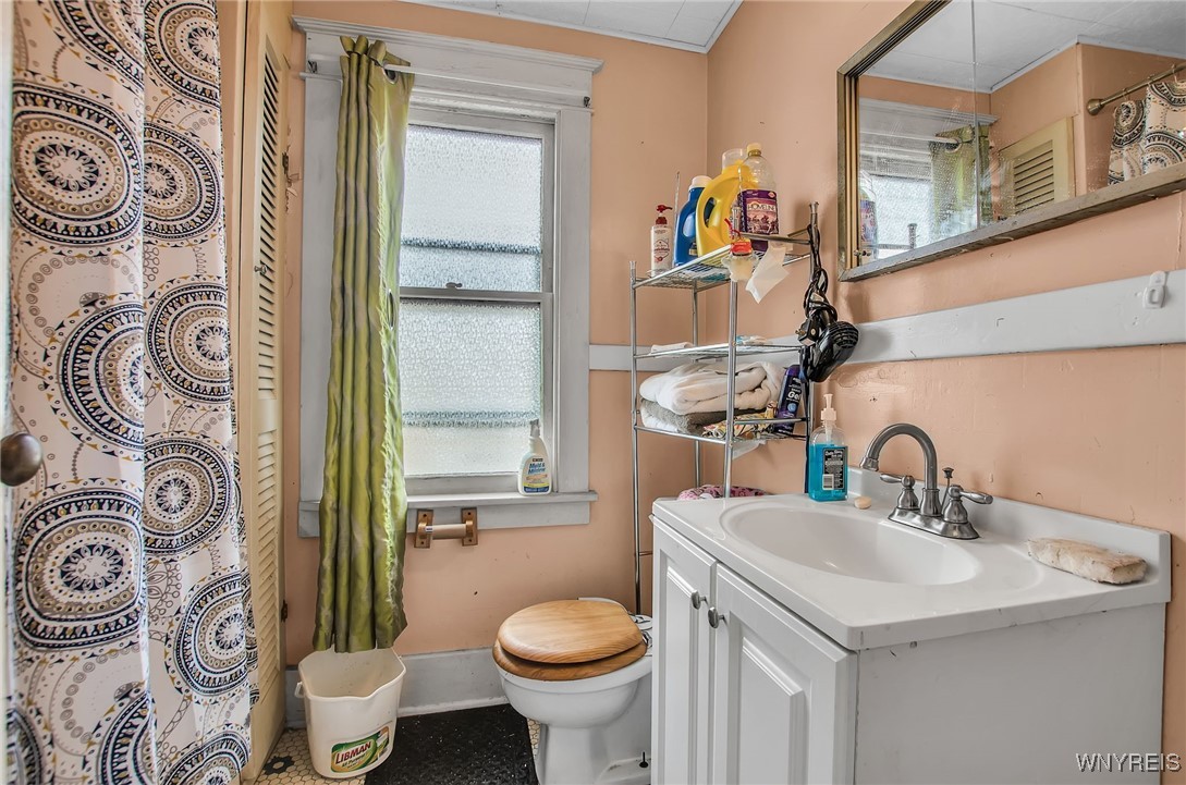 191 Rounds Avenue Buffalo, NY 14215 - Photo 16 of 21