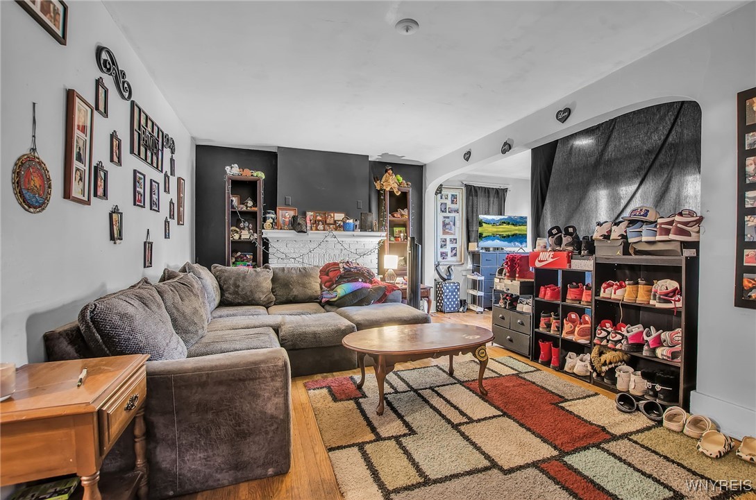 191 Rounds Avenue Buffalo, NY 14215 - Photo 9 of 21