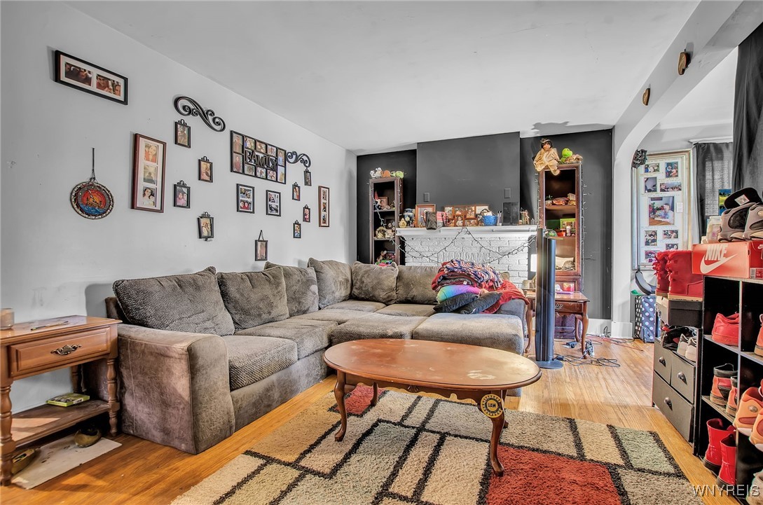 191 Rounds Avenue Buffalo, NY 14215 - Photo 10 of 21