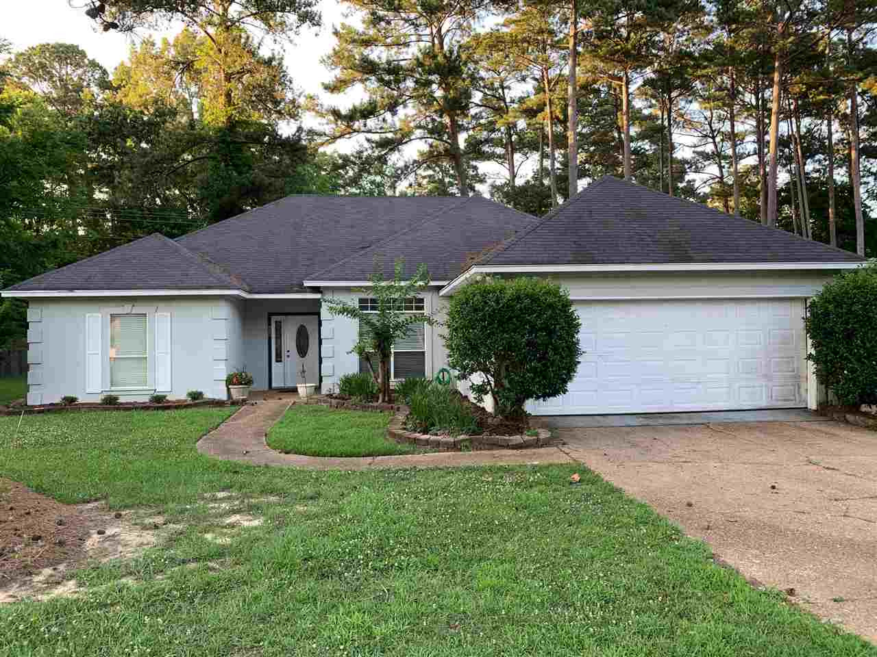 469 Shadowood Drive Ridgeland, MS 39157 - Photo 1 of 13 Photo 1