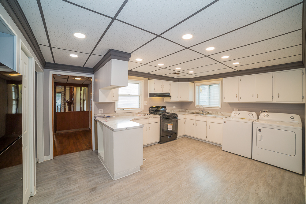 2409 Sunset Road Hazel Crest, IL 60429 - Photo 12 of 28