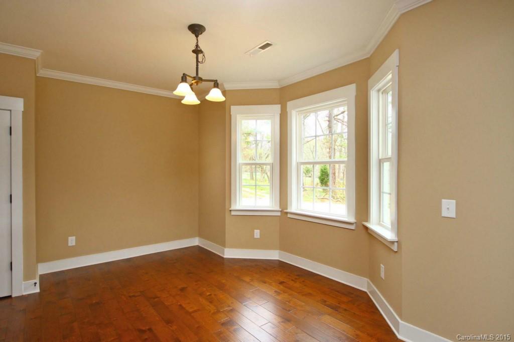 540 Wiggins Road Mooresville, NC 28115 - Photo 3 of 18 Gallery Image 3
