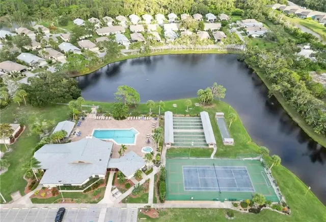 $194,900 | 605 Apple Lane, Englewood, FL 34223