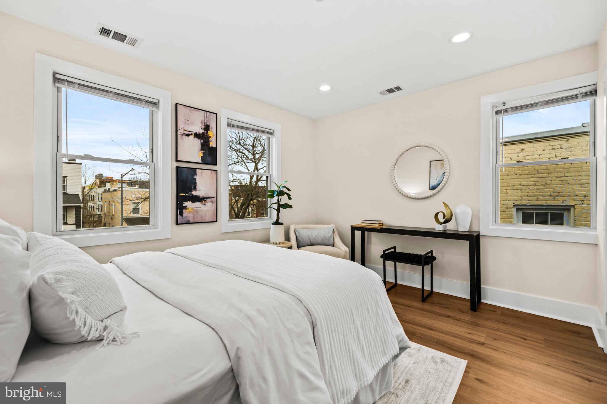 1742 L Street Northeast Washington, DC 20002 - Photo 16 of 30