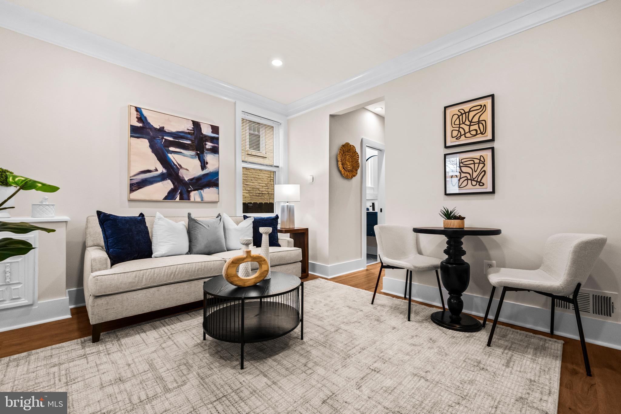 1742 L Street Northeast Washington, DC 20002 - Photo 4 of 30