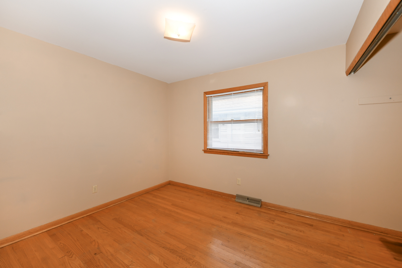4842 North 104th Street Milwaukee, WI 53225 - Photo 13 of 29 BEDROOM