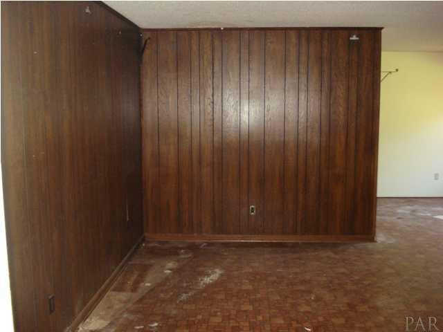 6660 Frank Reeder Road Pensacola, FL 32526 - Photo 17 of 24 Gallery Image 17