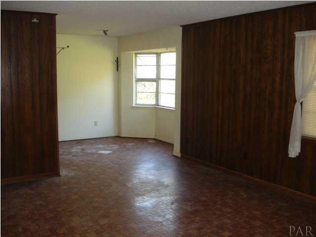 6660 Frank Reeder Road Pensacola, FL 32526 - Photo 18 of 24 Gallery Image 18