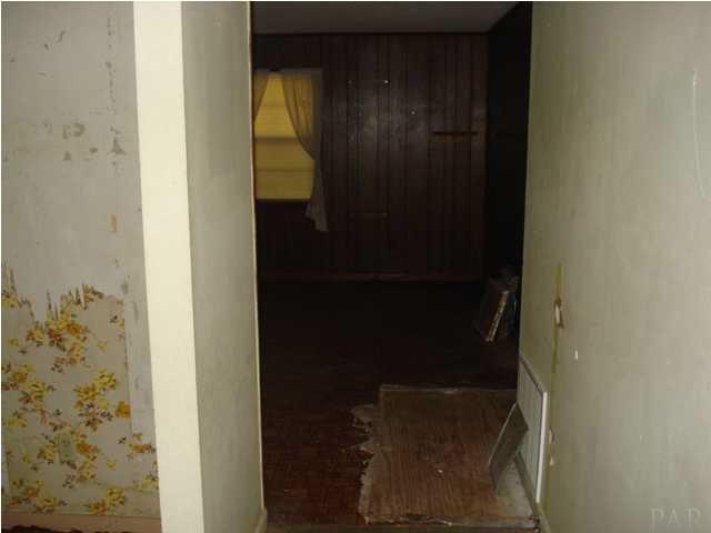 6660 Frank Reeder Road Pensacola, FL 32526 - Photo 3 of 24 Gallery Image 3