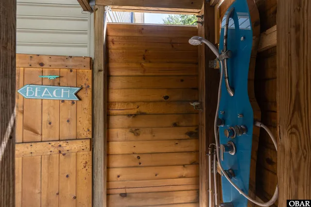 $615,000 | 102 Craigy Court, Kill Devil Hills, NC 27948