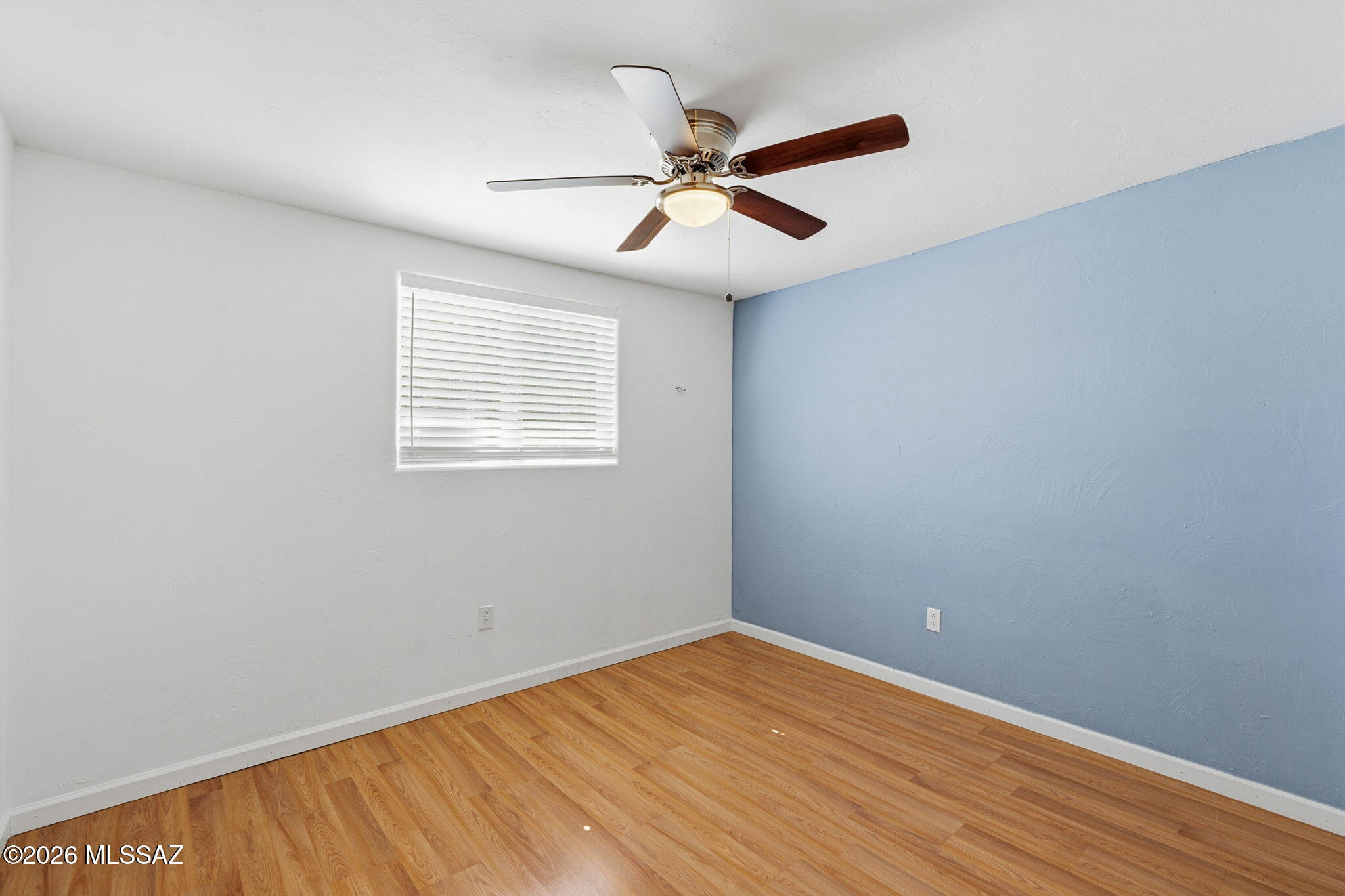 1453 West Roger Road Tucson, AZ 85705 - Photo 17 of 36 BEDROOM 1