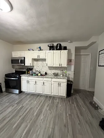 $1,850 | 541 North Front Street, Unit 3N, New Bedford, MA 02745