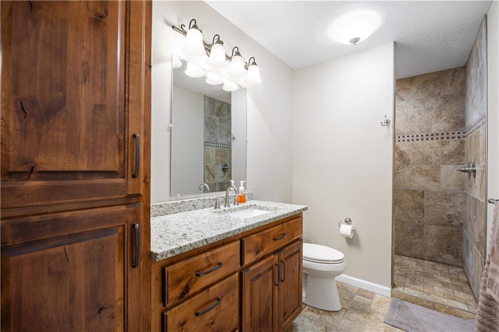 402 West Craig Road Pittsburg, KS 66762 - Photo 15 of 27