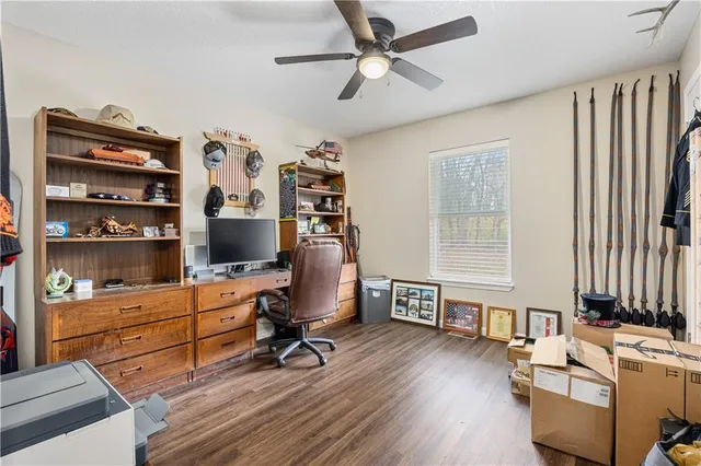 $325,000 | 402 West Craig Road, Pittsburg, KS 66762