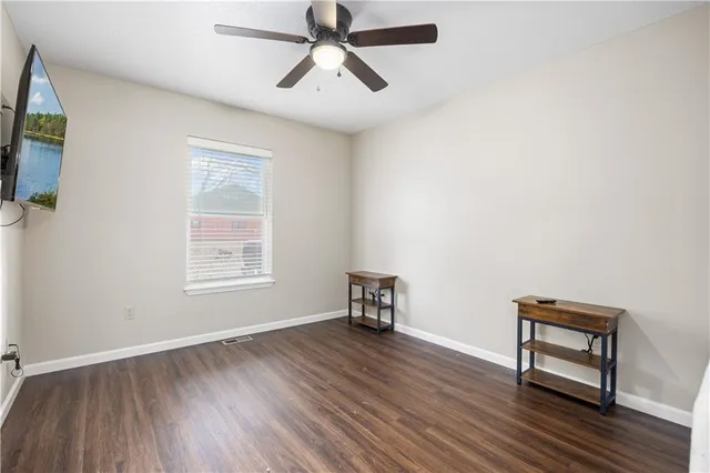 $325,000 | 402 West Craig Road, Pittsburg, KS 66762