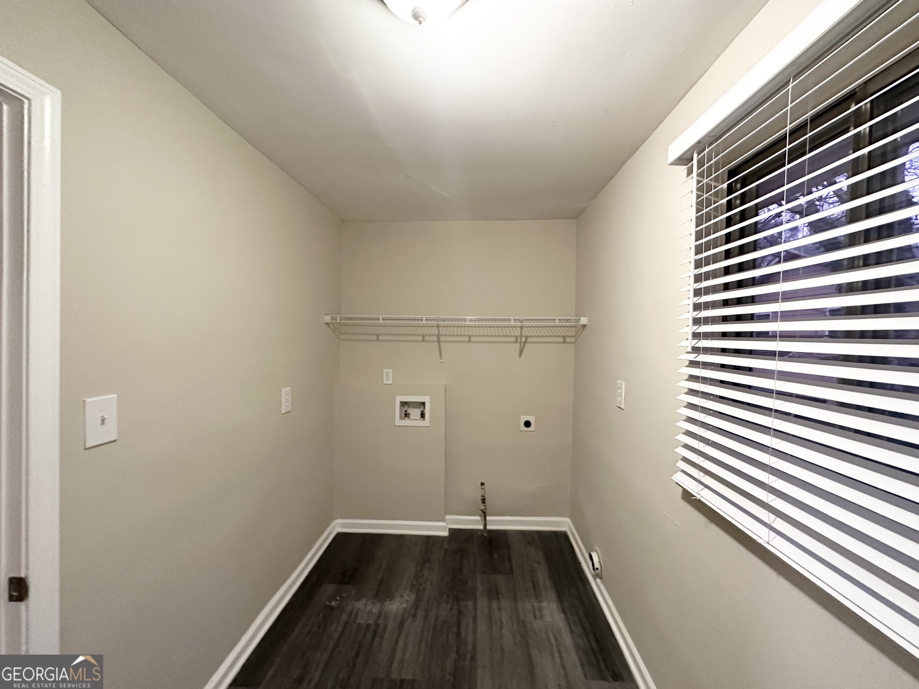 320 Brooks Avenue Southwest Atlanta, GA 30310 - Photo 8 of 12