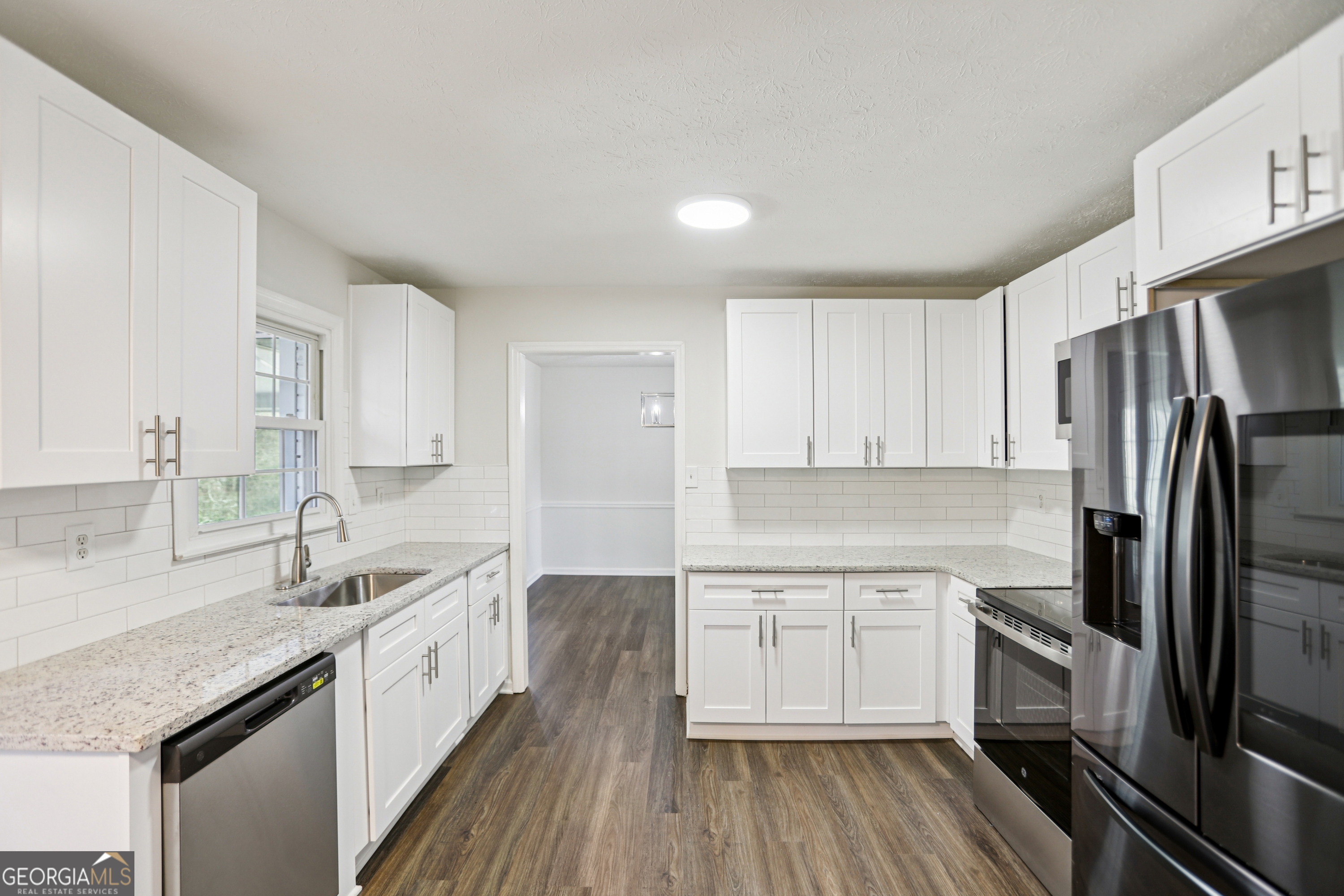 2886 Jones Mill Road Norcross, GA 30071 - Photo 5 of 28