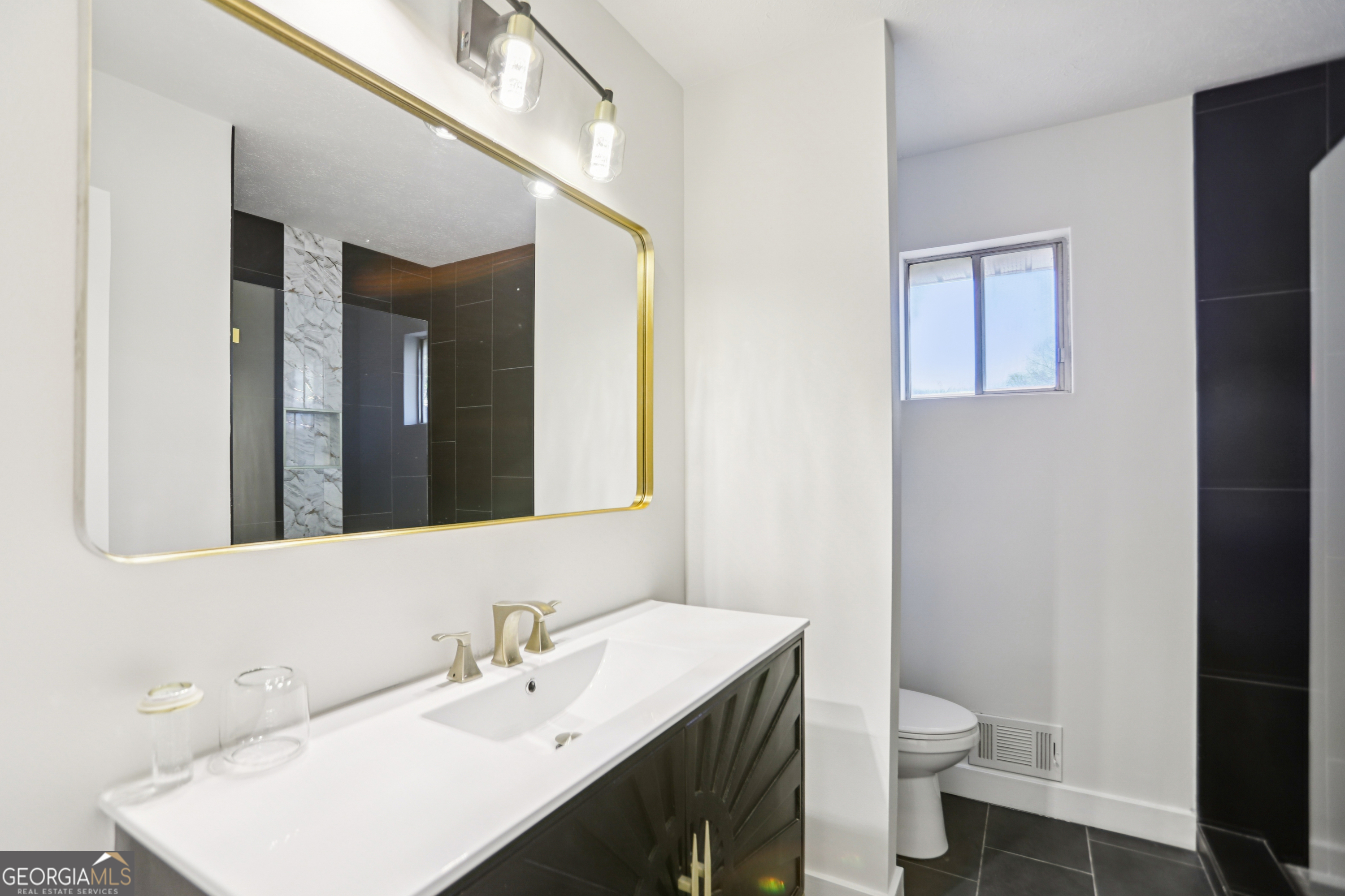 2886 Jones Mill Road Norcross, GA 30071 - Photo 9 of 28