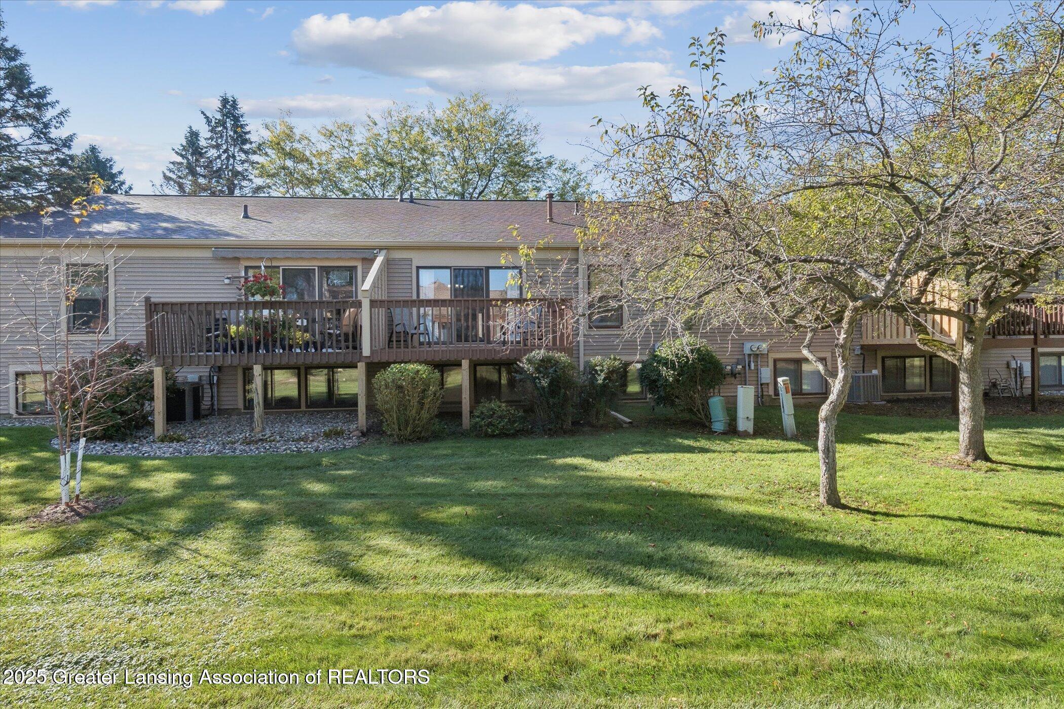 6512 Spring Tree Lane, Unit 14 Lansing, MI 48917 - Photo 28 of 38 20250927114529004526000000-o