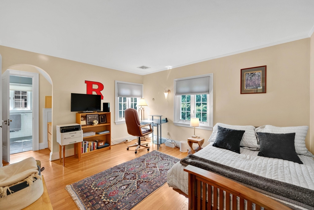 44 Meadowbrook Road Longmeadow, MA 01106 - Photo 21 of 41 Gallery Image 21
