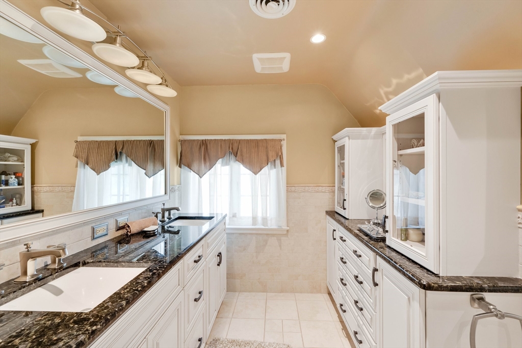 44 Meadowbrook Road Longmeadow, MA 01106 - Photo 30 of 41 Gallery Image 30