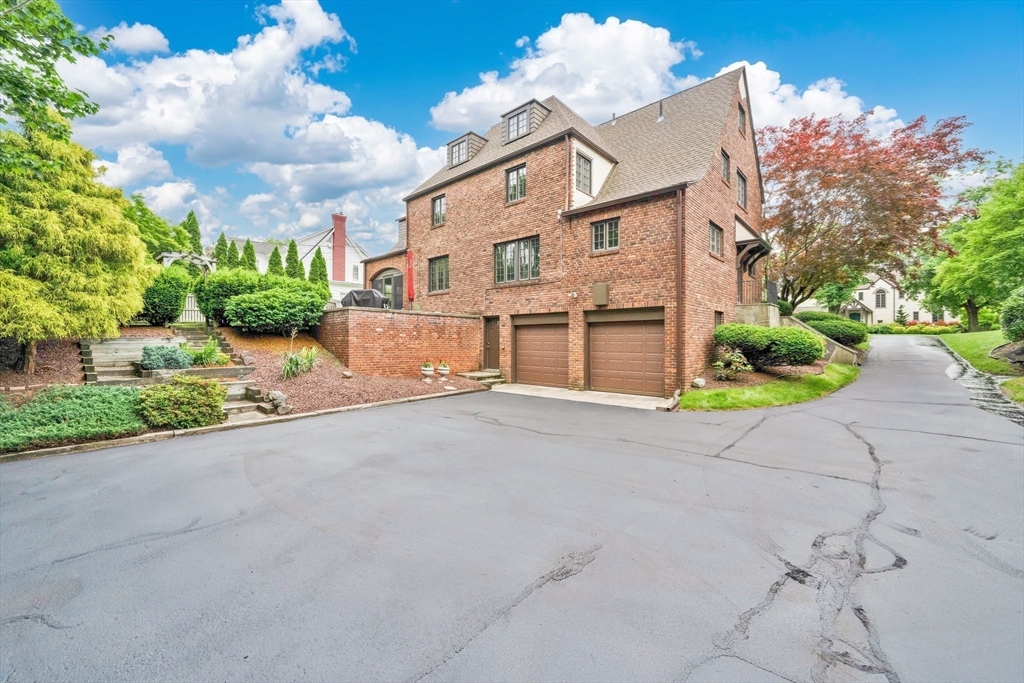 44 Meadowbrook Road Longmeadow, MA 01106 - Photo 36 of 41 Gallery Image 36